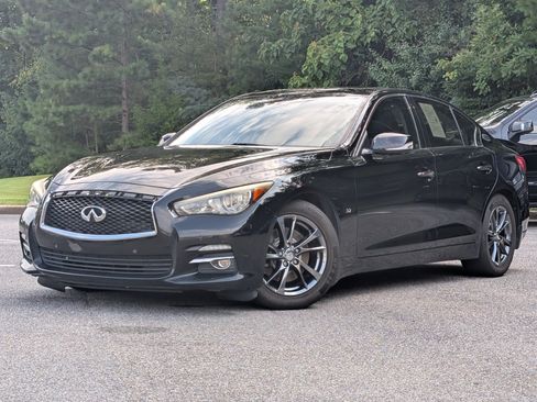 Used 2015 INFINITI Q50 Premium w/ Deluxe Touring Package RWD image 4
