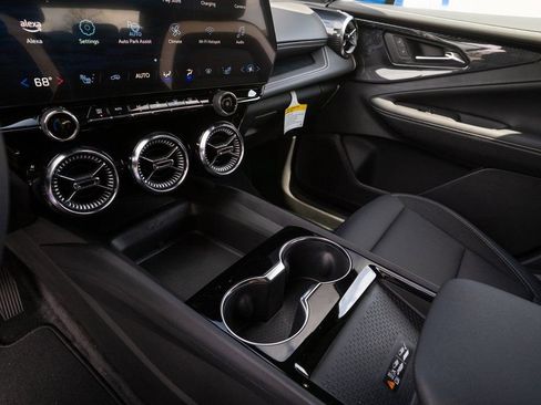 New 2025 Chevrolet Blazer EV LT w/ Super Cruise Package image 19