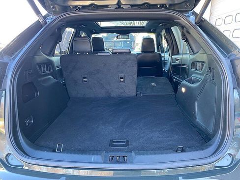 Used 2022 Ford Edge ST w/ Equipment Group 401A image 39
