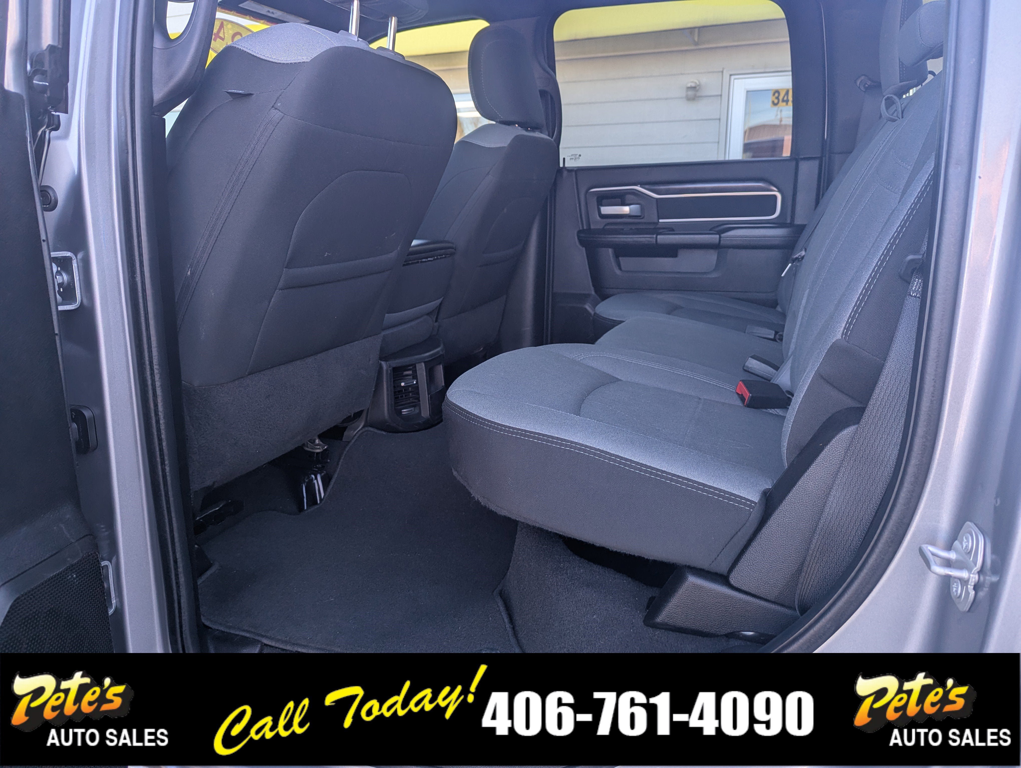 Used 2024 RAM 2500 Big Horn AWD/4WD image 18