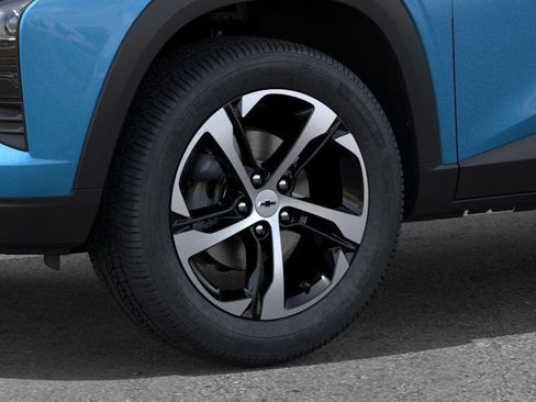 New 2026 Chevrolet Trax RS w/ Sunroof Package image 9