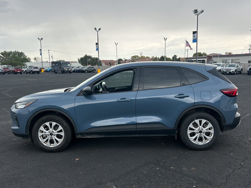 Used 2025 Ford Escape Active AWD/4WD image 7