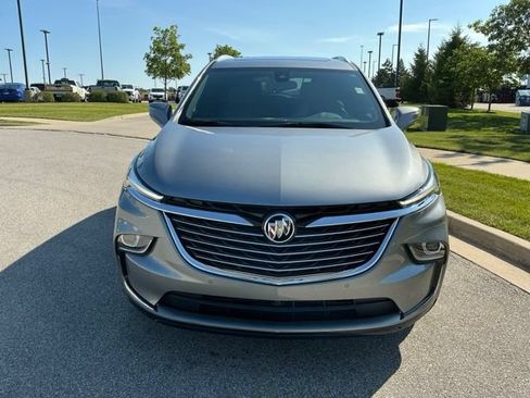 Used 2023 Buick Enclave Essence w/ Experience Buick Package AWD/4WD image 9