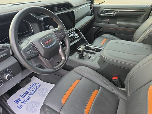 Certified 2025 GMC Sierra 1500 AT4 w/ AT4 Premium Package AWD/4WD image 16