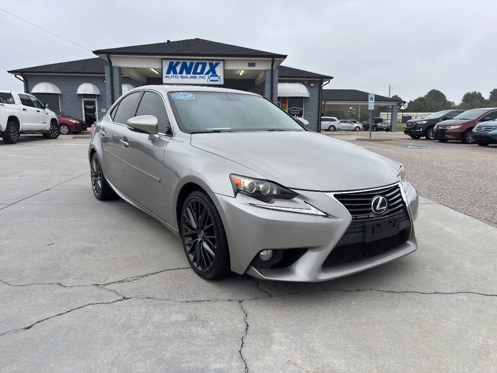 Used 2014 Lexus IS 250 w/ Navigation Package RWD image 2