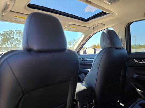New 2025 MAZDA CX-5 AWD 2.5 S w/ Preferred Package image 16
