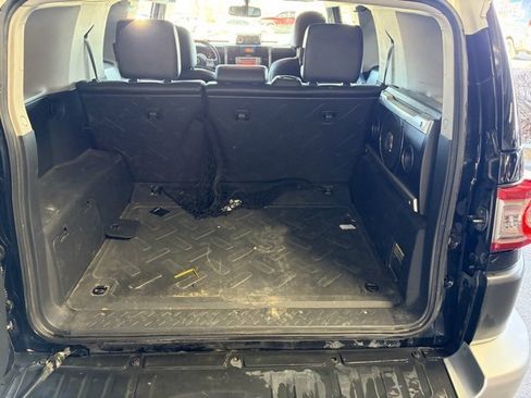 Used 2014 Toyota FJ Cruiser Base image 11