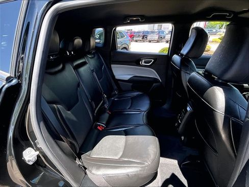 Used 2023 Jeep Compass Limited AWD/4WD image 16