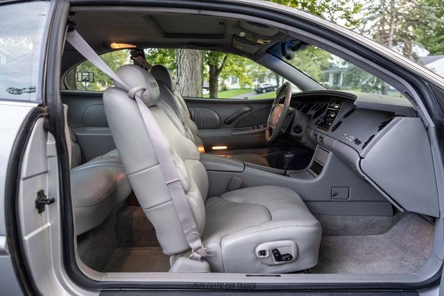 Used 1999 Buick Riviera Supercharged Coupe FWD image 40
