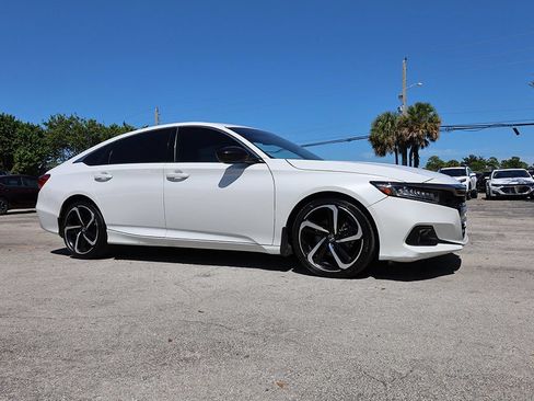 Used 2021 Honda Accord Sport image 10