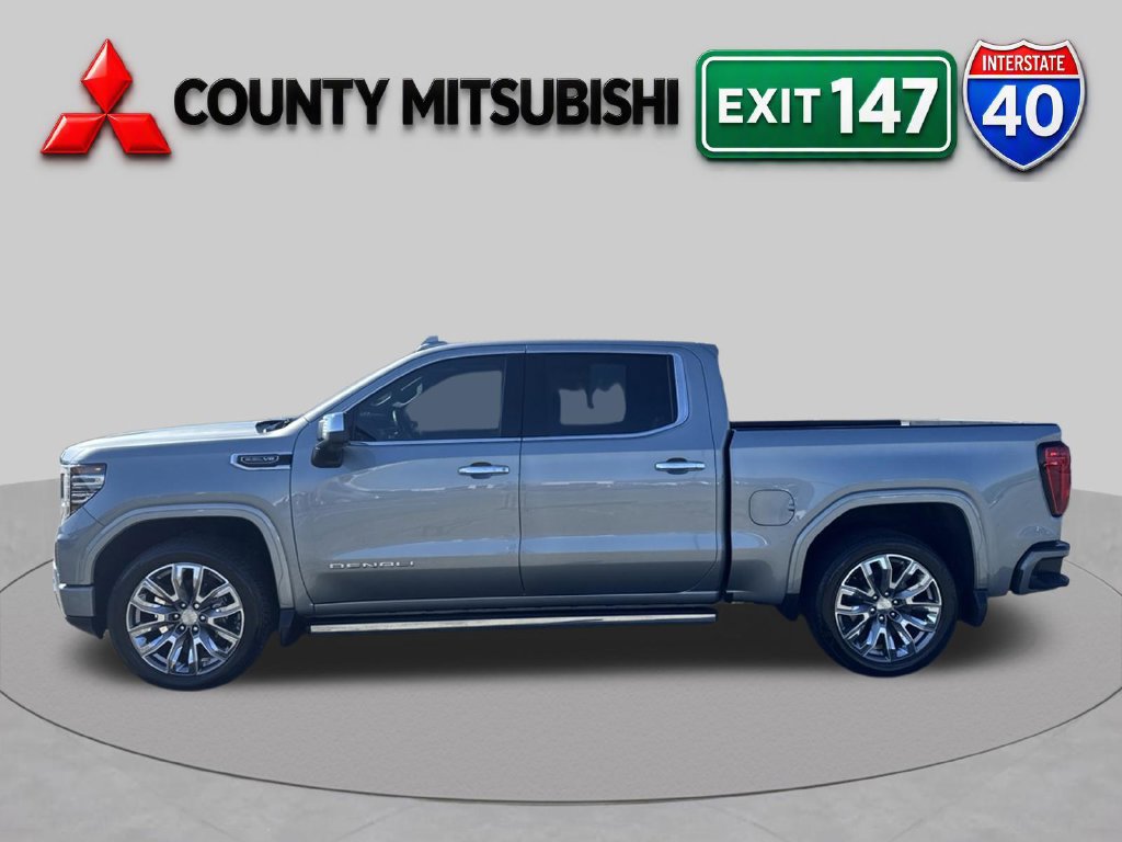 Used 2023 GMC Sierra 1500 Denali w/ Denali Reserve Package AWD/4WD image 3