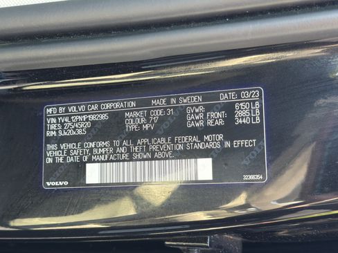 Certified 2023 Volvo XC90 B5 Plus AWD/4WD image 37
