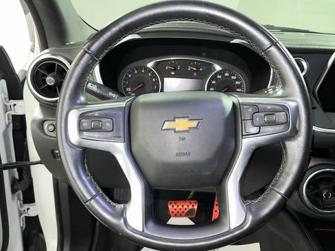 Used 2020 Chevrolet Blazer LT image 16