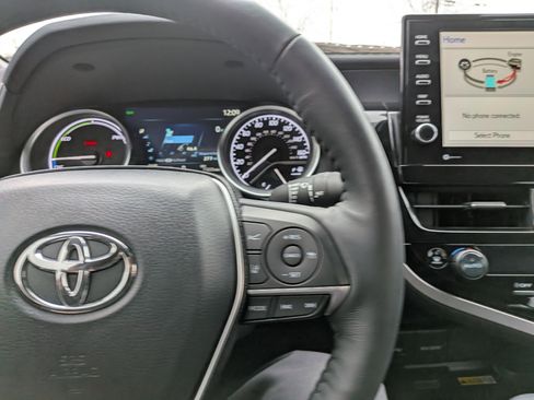 Certified 2022 Toyota Camry XLE image 19