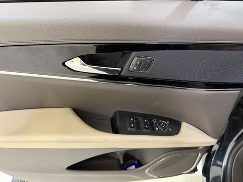 Used 2023 Lincoln Nautilus AWD w/ Premium Package image 14