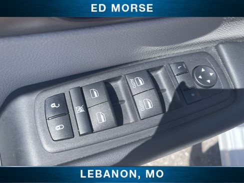 Used 2023 Chrysler Voyager LX FWD image 22