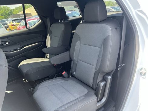 Used 2023 Chevrolet Traverse LT AWD/4WD image 28