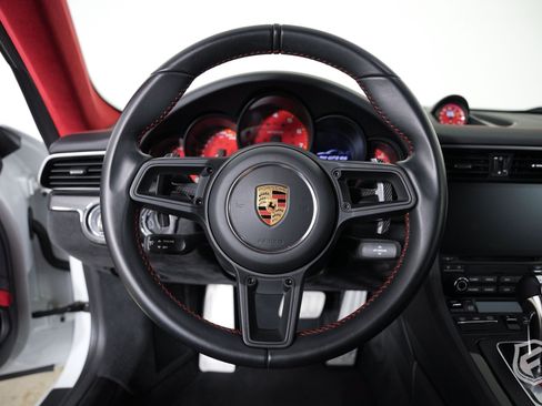Used 2018 Porsche 911 GT2 RS RWD image 15