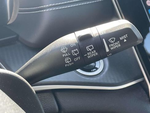 Used 2024 Jeep Grand Cherokee L Laredo image 23