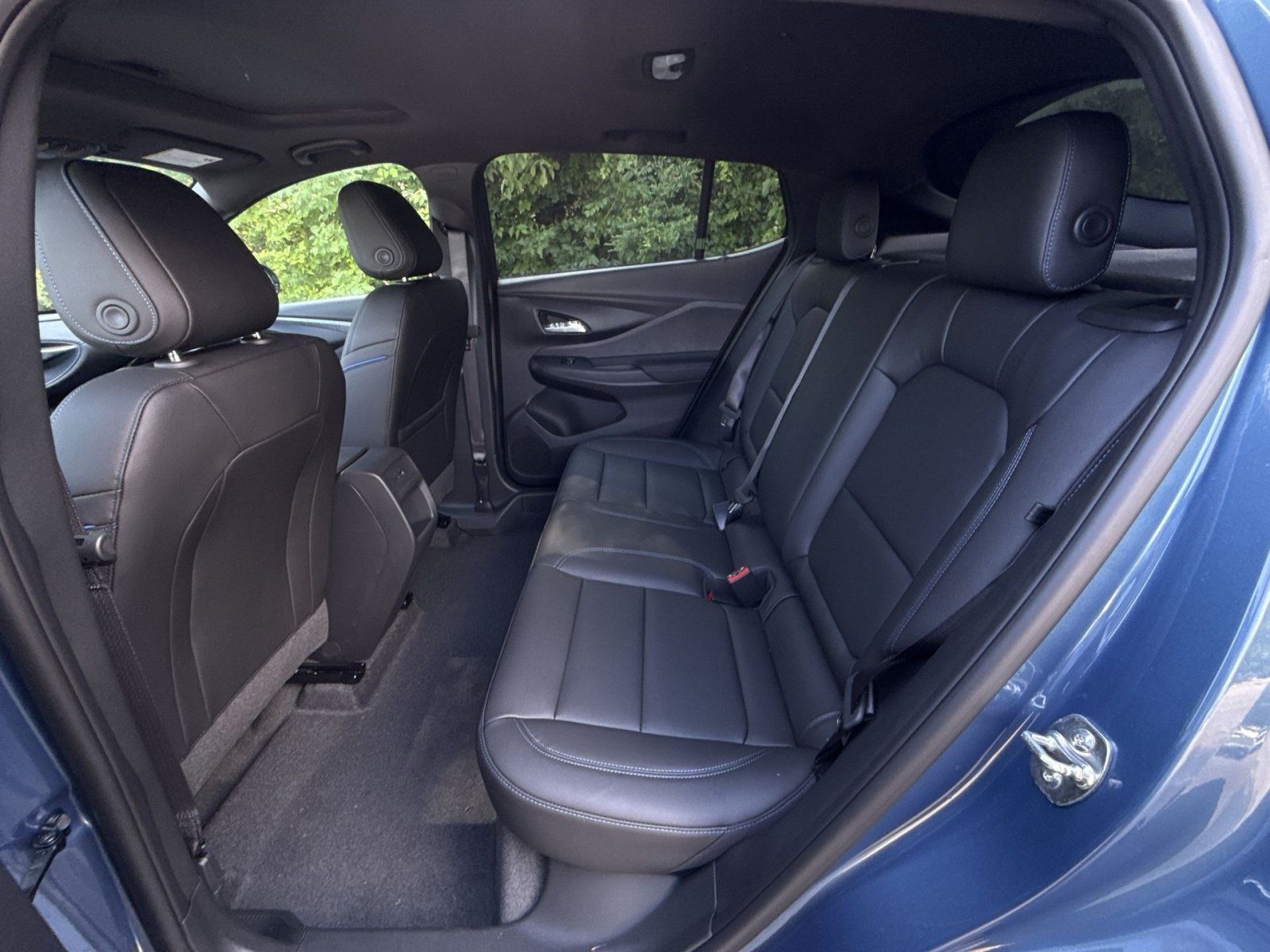 New 2026 Buick Envista Sport Touring w/ Convenience I Package FWD image 23