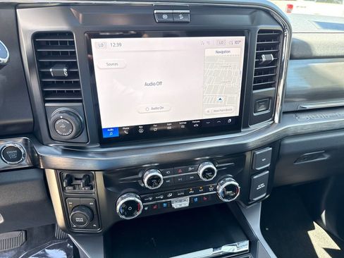 New 2026 Ford F250 Lariat w/ Black Appearance Package image 11