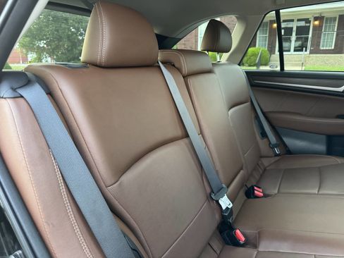 Used 2018 Subaru Outback 3.6R Touring w/ Popular Package #3 image 23