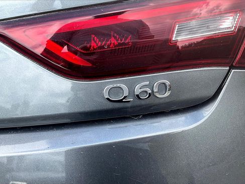 Used 2017 INFINITI Q60 w/ Premium Plus Package 3.0T image 8