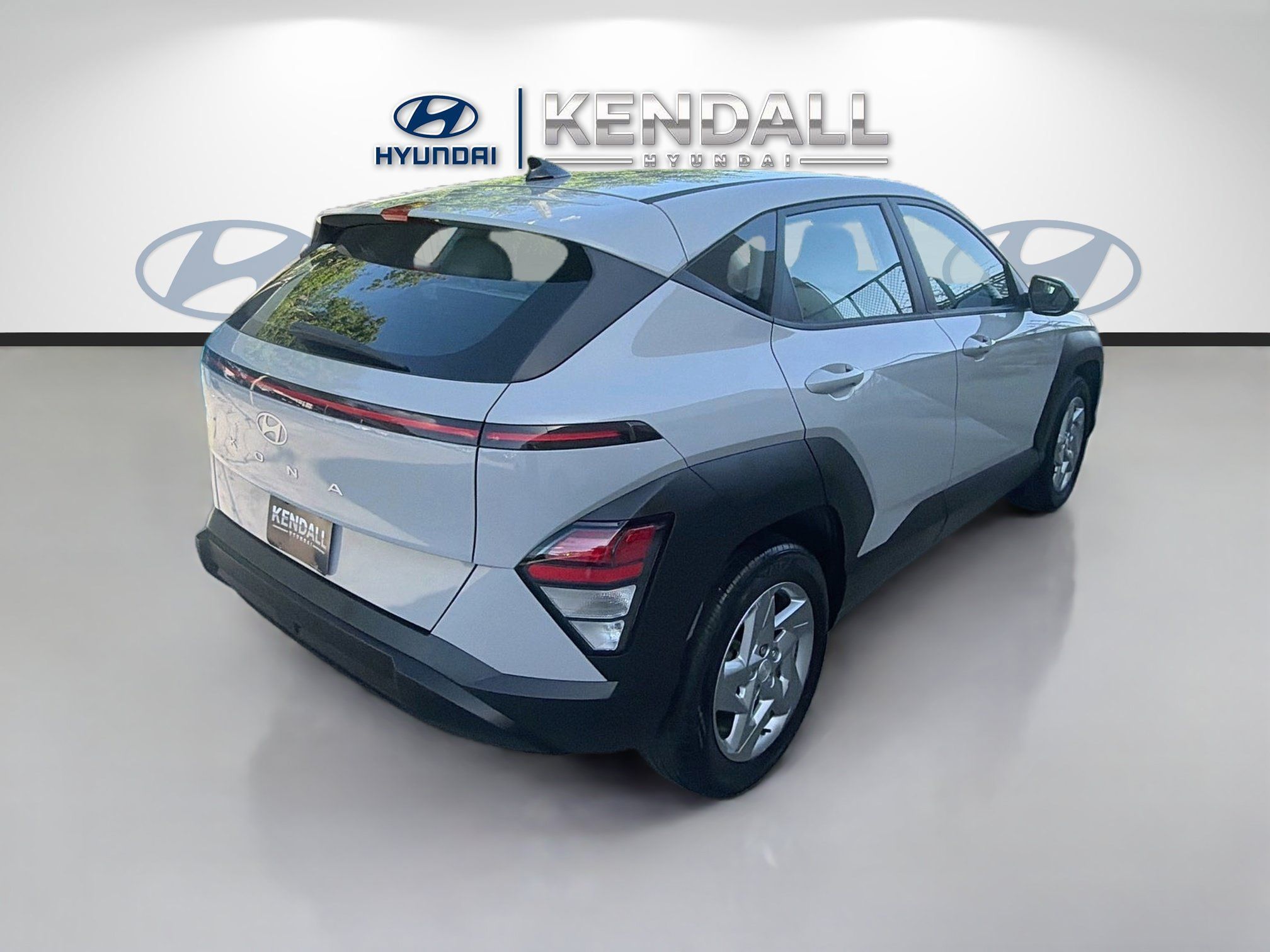 Used 2024 Hyundai Kona SE FWD image 6