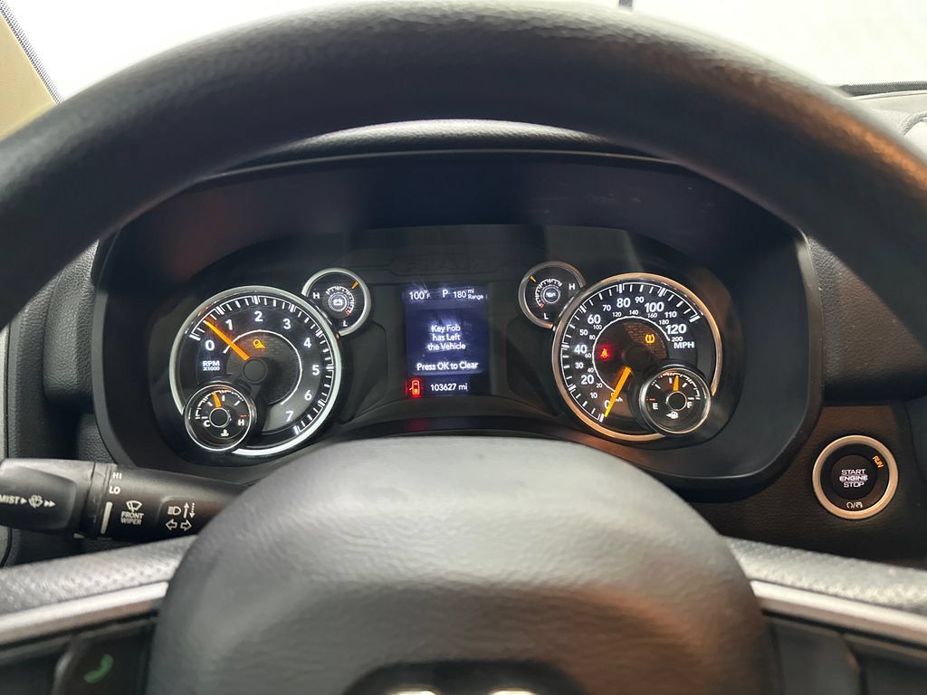 Used 2020 RAM 1500 Tradesman AWD/4WD image 25