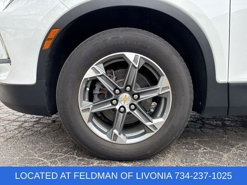 Certified 2024 Chevrolet Blazer LT w/ Convenience Package FWD image 31
