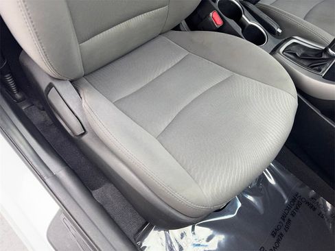 Used 2016 Hyundai Elantra SE w/ Option Group 02 image 46