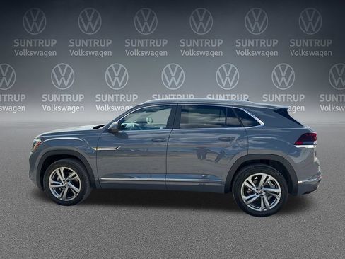 Used 2024 Volkswagen Atlas Cross Sport SEL R-Line AWD/4WD image 34