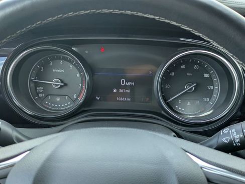 Used 2023 Buick Encore GX Select w/ Sport Touring Package FWD image 34