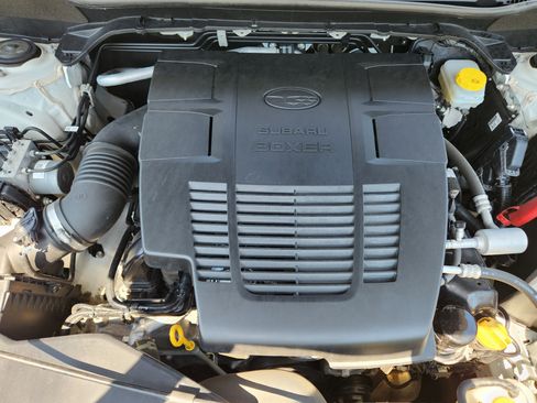 Certified 2023 Subaru Forester Limited AWD/4WD image 9