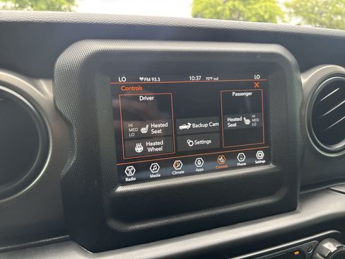 Used 2022 Jeep Gladiator Sport AWD/4WD image 22