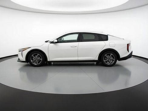 Used 2025 Kia K4 FWD image 5