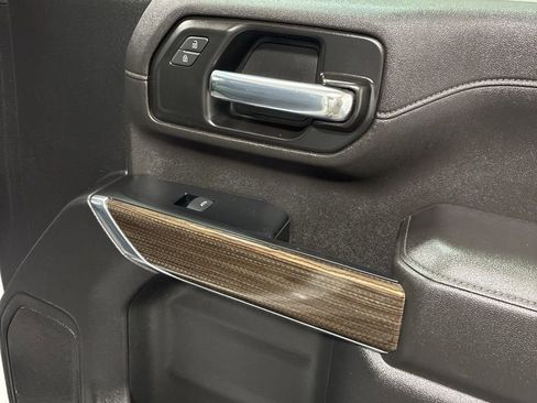 Used 2023 Chevrolet Silverado 3500 LT image 26