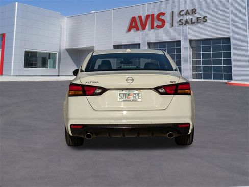 Used 2025 Nissan Altima 2.5 SR image 7