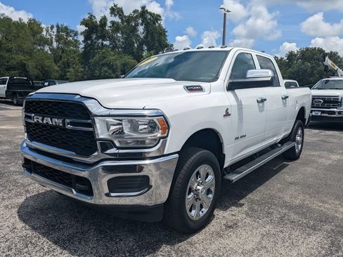 Used 2020 RAM 2500 Tradesman w/ Chrome Appearance Group image 8