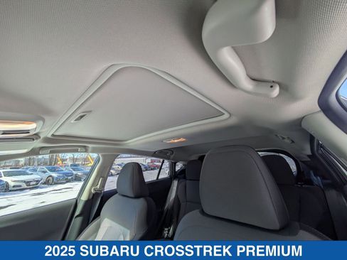 Certified 2025 Subaru Crosstrek 2.0i Premium image 9