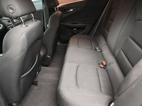 Used 2020 Chevrolet Malibu RS FWD image 14