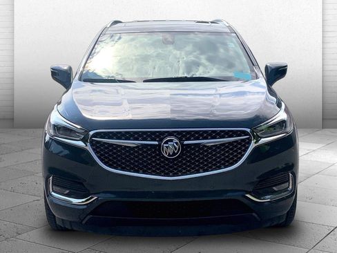 Used 2020 Buick Enclave Avenir w/ Avenir Technology Package FWD image 2