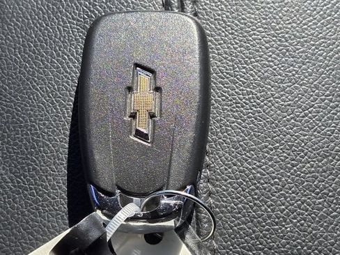 Used 2023 Chevrolet Malibu LT FWD image 21