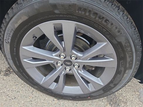 Certified 2022 Ford Explorer XLT w/ Equipment Group 202A image 28