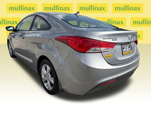 Used 2013 Hyundai Elantra FWD image 8