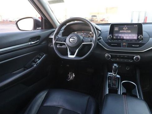 Certified 2024 Nissan Altima 2.5 SR FWD image 20