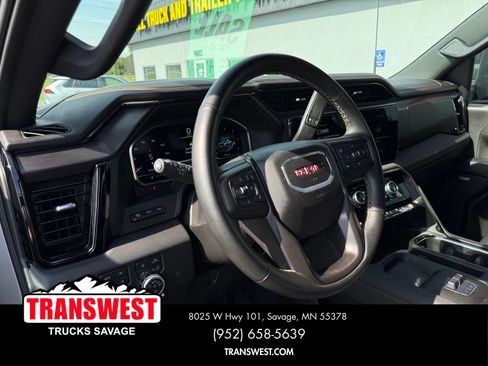 Used 2024 GMC Sierra 3500 AT4 w/ AT4 Premium Plus Package AWD/4WD image 4