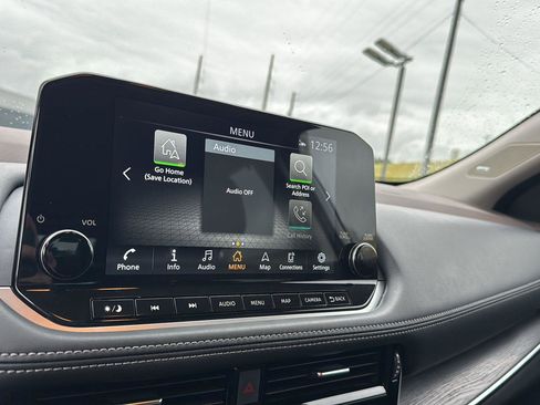 Used 2023 Nissan Rogue Platinum w/ Platinum Premium Package image 21