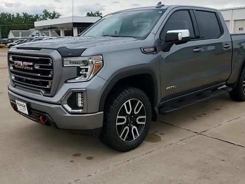 Used 2019 GMC Sierra 1500 AT4 w/ AT4 Premium Package AWD/4WD image 4