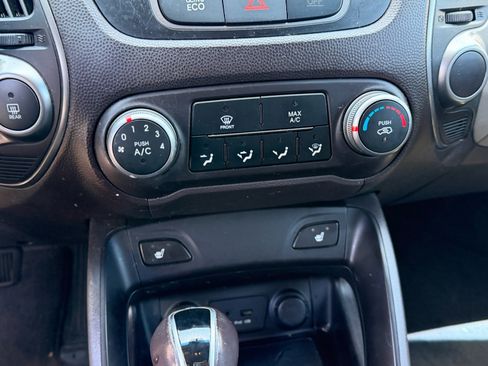 Used 2014 Hyundai Tucson SE FWD image 9